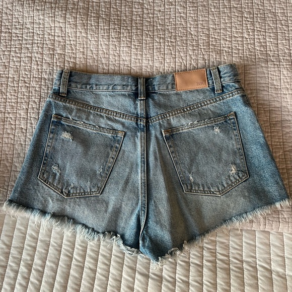 Zara denim shorts size 6 - Picture 2 of 3